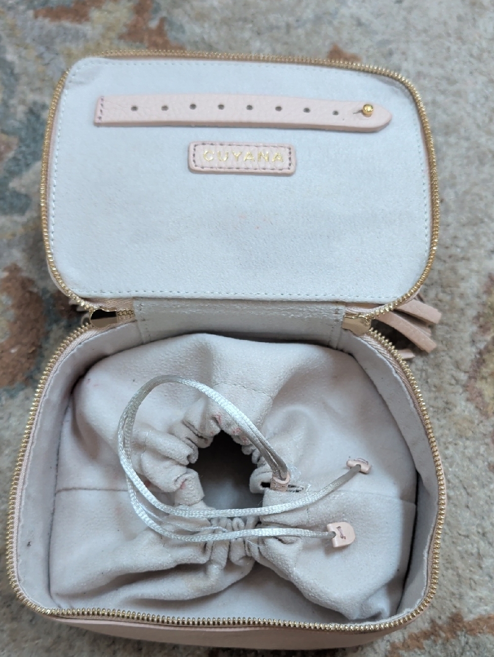 Cuyana Blush Pink Leather Travel Jewelry Case - Picture 7 of 10